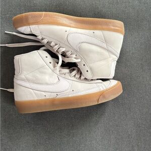 Nike Women's Blazers Sneakers